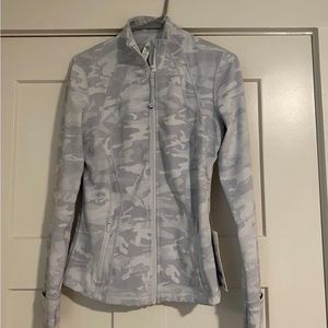 Lululemon jacket for sale! Never worn